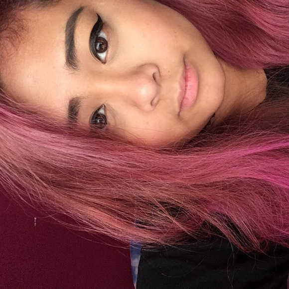 Meet your Posher, Lizz - Picture 1 of 1